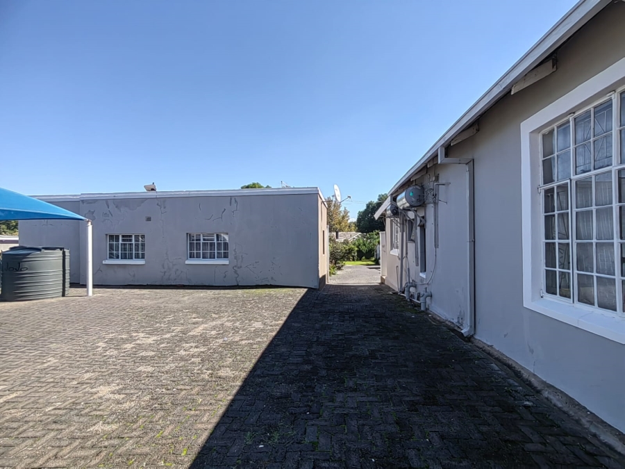 11 Bedroom Property for Sale in Parys Free State